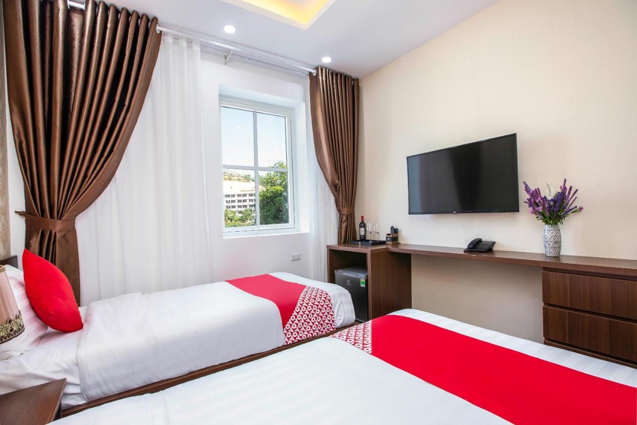 Hoang Long Hotel Ha Long Esterno foto